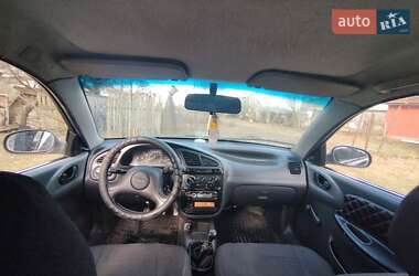 Daewoo Lanos  2002
