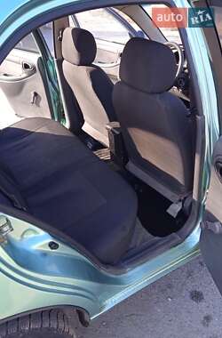 Седан Daewoo Lanos 2008 в Каневе