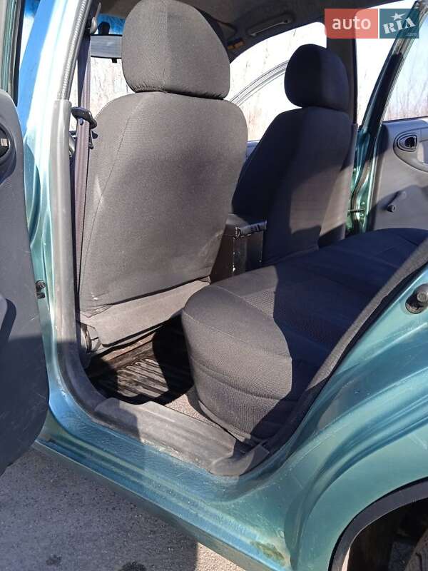 Седан Daewoo Lanos 2008 в Каневе