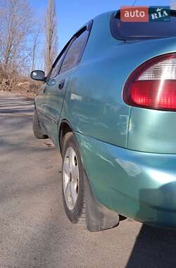 Седан Daewoo Lanos 2008 в Каневе