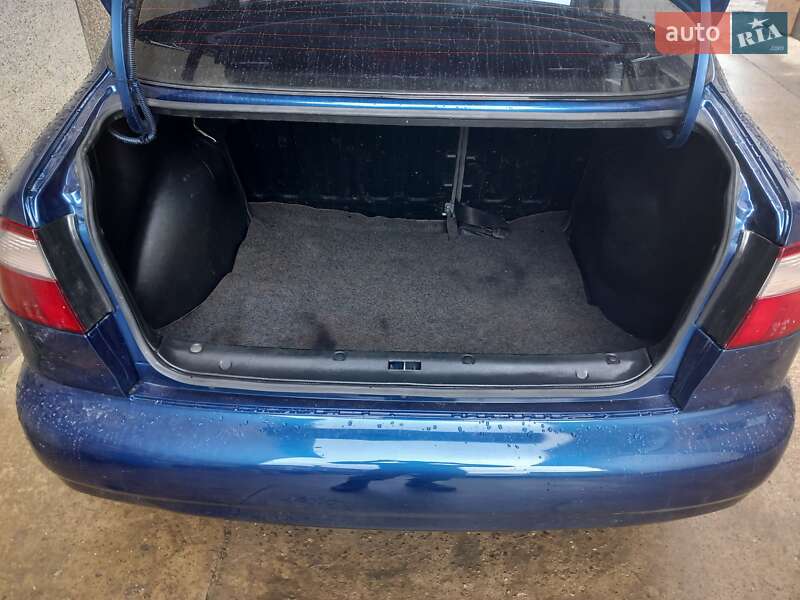Седан Daewoo Lanos 2008 в Хусті