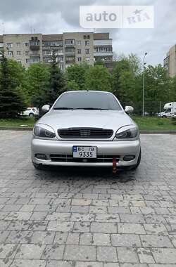 Daewoo Lanos  2004