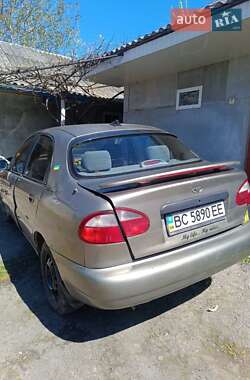 Седан Daewoo Lanos 2004 в Підгайцях