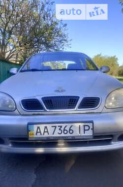 Daewoo Lanos  2002