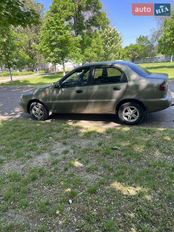 Седан Daewoo Lanos 2006 в Арцизе