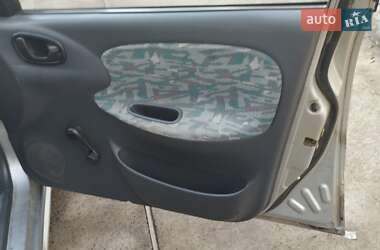 Daewoo Lanos  2006