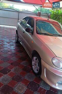Daewoo Lanos  2008