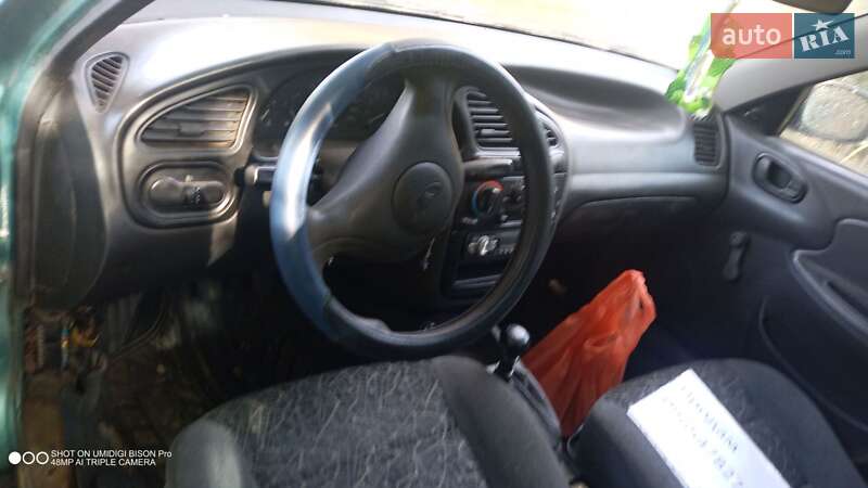 Хетчбек Daewoo Lanos 1998 в Кривому Розі
