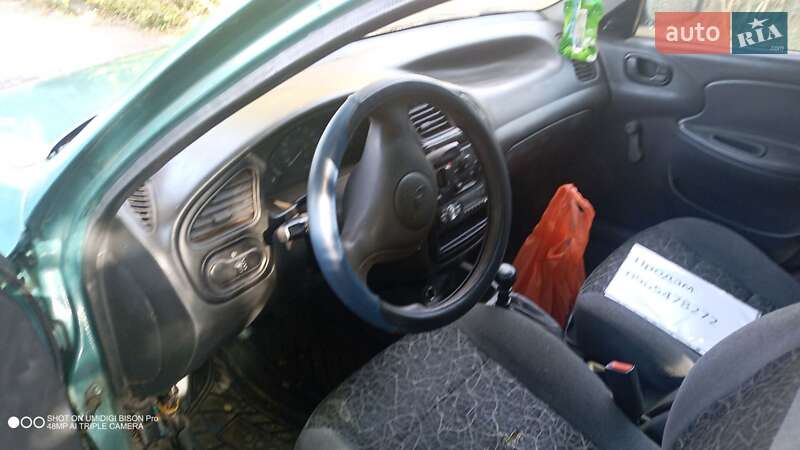 Хетчбек Daewoo Lanos 1998 в Кривому Розі