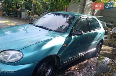 Хетчбек Daewoo Lanos 1998 в Кривому Розі