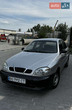 Daewoo Lanos  1998
