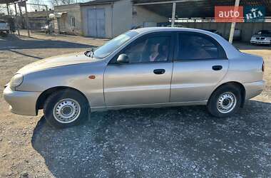 Daewoo Lanos  2004
