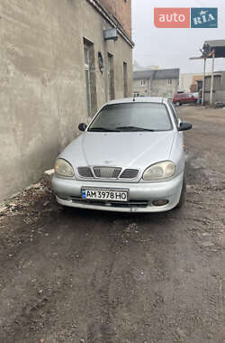 Daewoo Lanos  2005