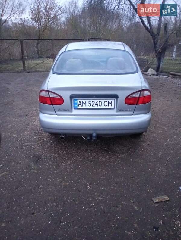Седан Daewoo Lanos 2004 в Казатине