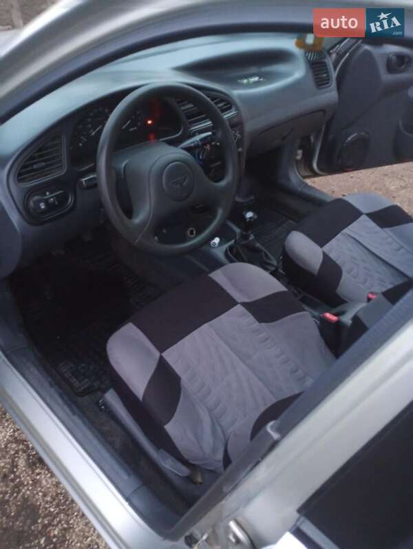 Седан Daewoo Lanos 2004 в Казатине