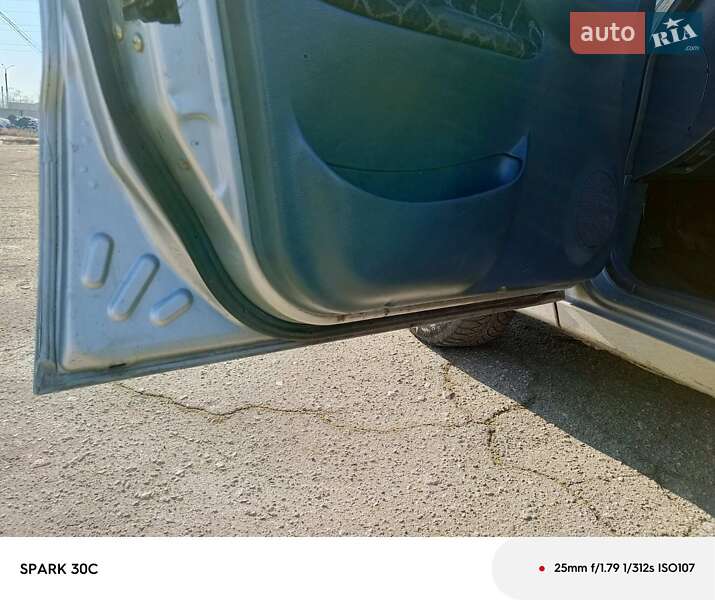 Седан Daewoo Lanos 2003 в Дніпрі