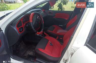 Daewoo Lanos  2003
