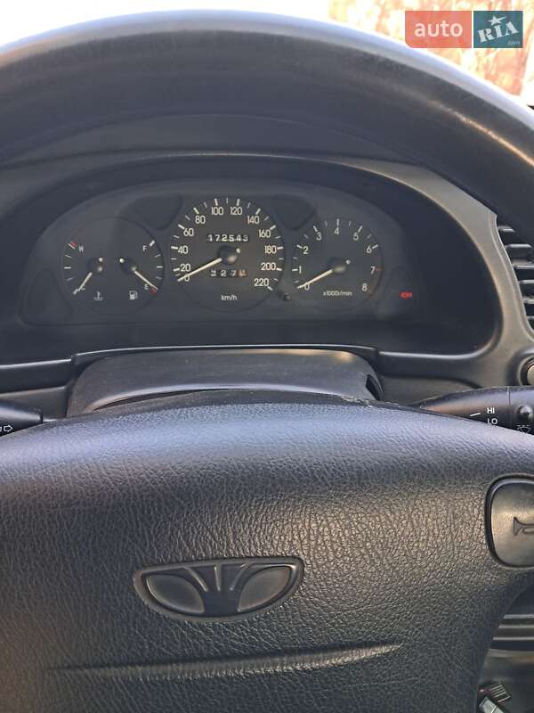 Седан Daewoo Lanos 2006 в Ужгороді