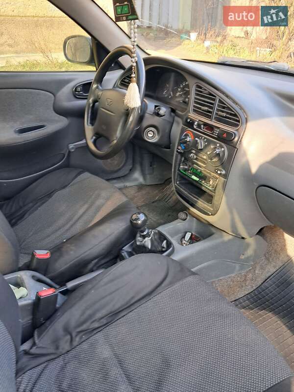 Седан Daewoo Lanos 2006 в Ужгороді