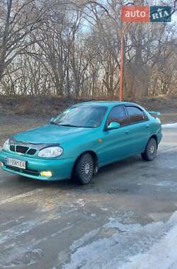 Daewoo Lanos  1998