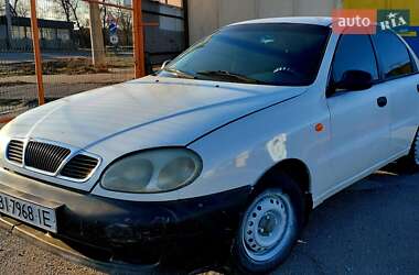 Daewoo Lanos  1998