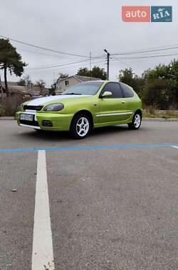 Daewoo Lanos  2003