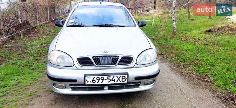 Седан Daewoo Lanos 2004 в Харькове