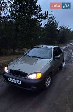 Daewoo Lanos  2005