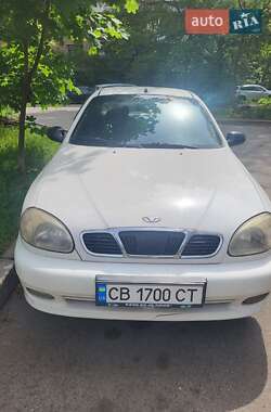 Daewoo Lanos  2003