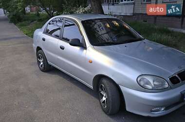 Daewoo Lanos  1998