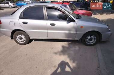 Daewoo Lanos  2006