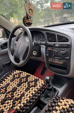 Седан Daewoo Lanos 2005 в Николаеве