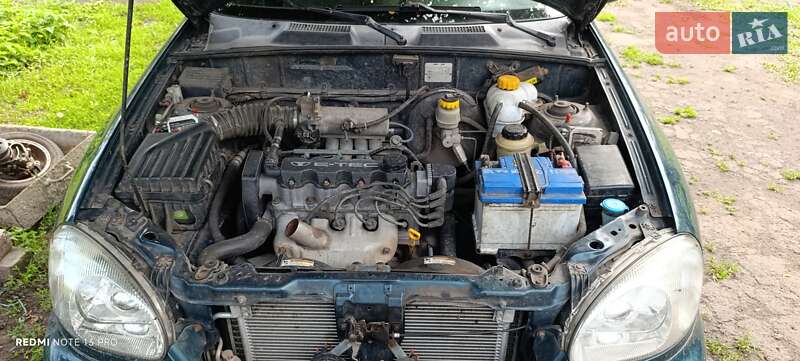Седан Daewoo Lanos 2003 в Вознесенске