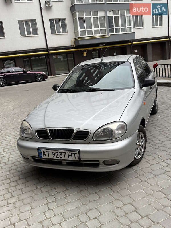 Хэтчбек Daewoo Lanos