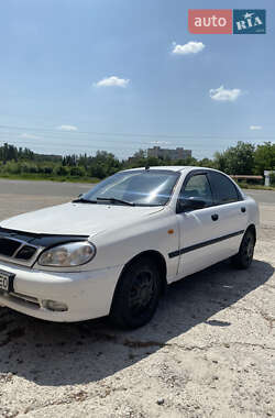 Daewoo Lanos  2003