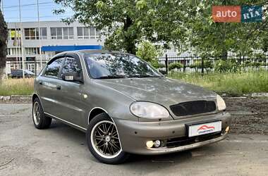 Daewoo Lanos  2012