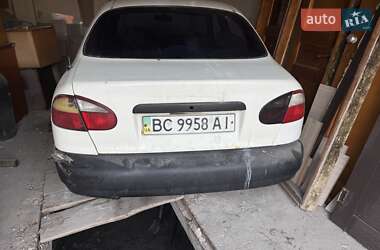 Daewoo Lanos  2002