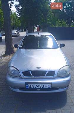 Daewoo Lanos  2002