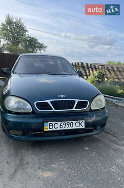 Daewoo Lanos  2001
