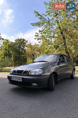 Daewoo Lanos  1998