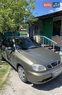 Daewoo Lanos  2004