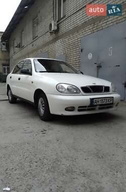 Daewoo Lanos  1998