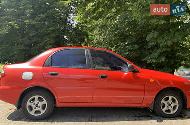 Daewoo Lanos  2008