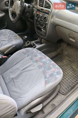 Седан Daewoo Lanos 2000 в Києві