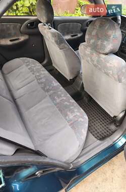 Седан Daewoo Lanos 2000 в Києві