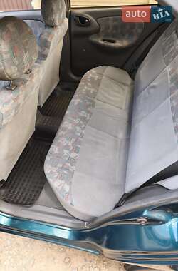 Седан Daewoo Lanos 2000 в Києві