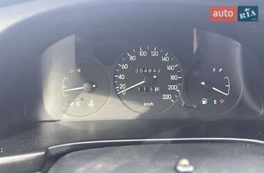 Daewoo Lanos  2004