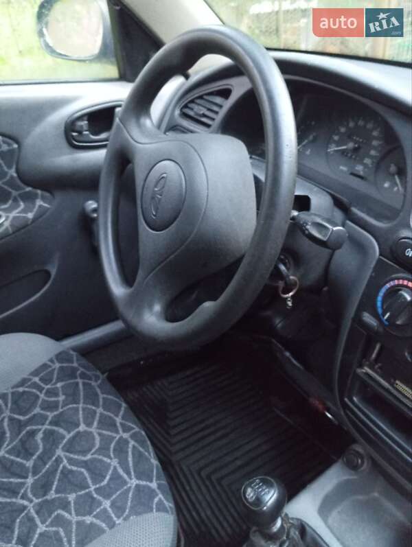 Седан Daewoo Lanos 2004 в Хусті фото 3 Седан Daewoo Lanos 2004 в Хусті