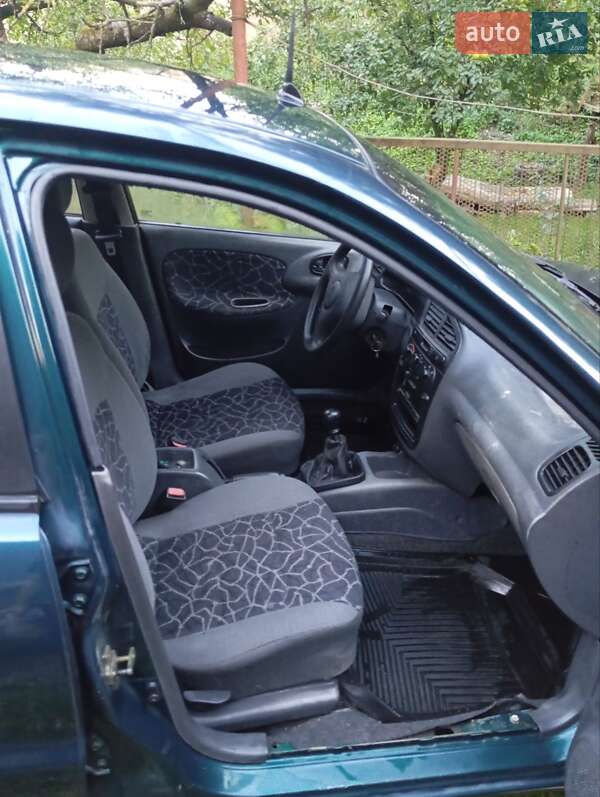 Седан Daewoo Lanos 2004 в Хусті фото 5 Седан Daewoo Lanos 2004 в Хусті
