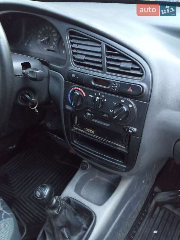 Седан Daewoo Lanos 2004 в Хусті фото 10 Седан Daewoo Lanos 2004 в Хусті